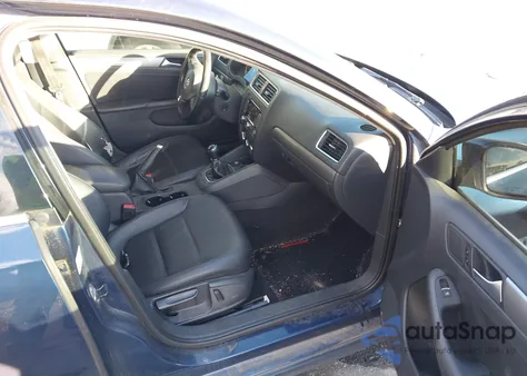 2013 Volkswagen Jetta 2.0L Tdi from USA, damaged, VIN 3VW3L7AJ2DM270125